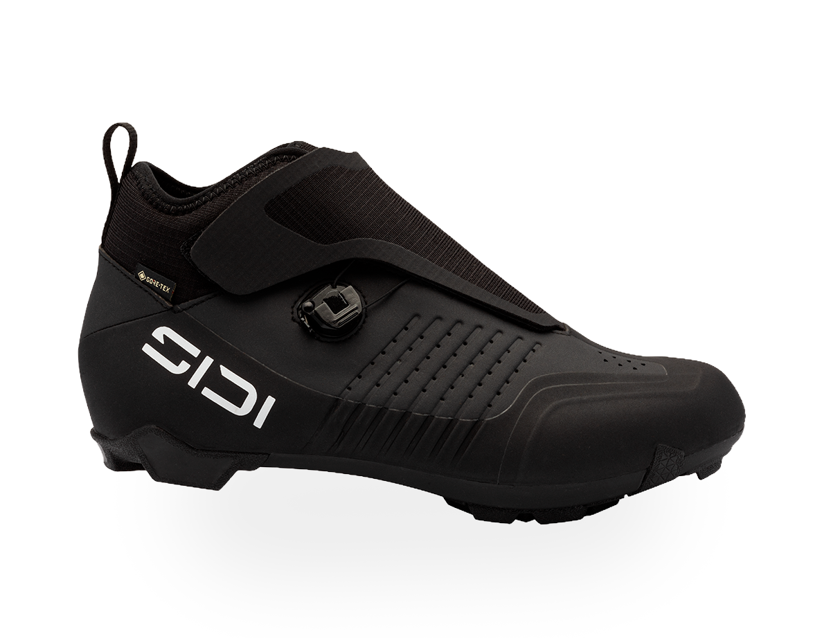 HIEMX S GTX: SNEAKERS 02