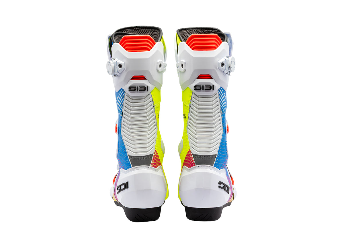 MAG 2 AIR Signed